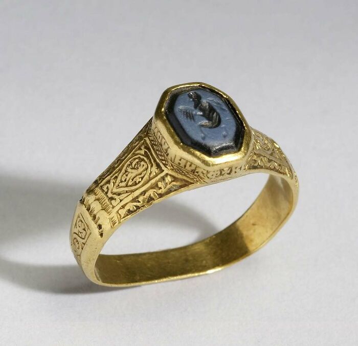 83 Fascinating Historical Treasures That Have Survived Through Time To Teach Us Something Today