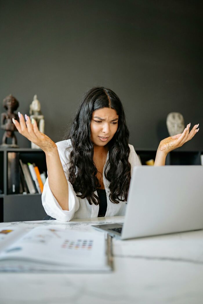 55 Employees Who Learned The Hard Way To Double-Check Before Hitting &lsquo;Reply All&rsquo;