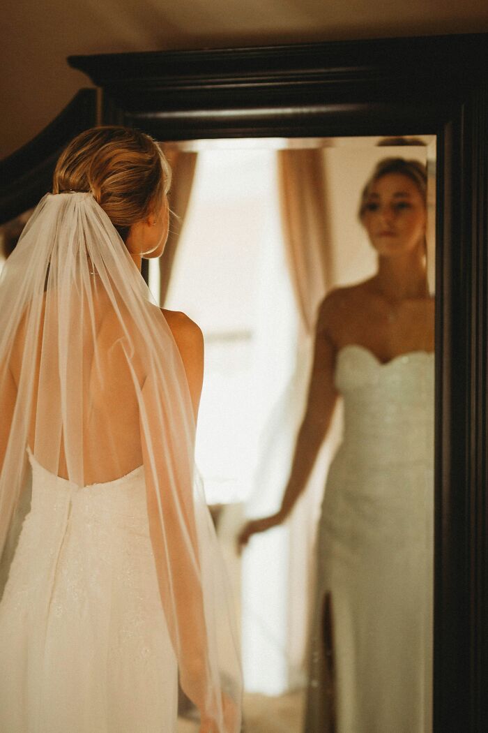 “She Slapped Me”: 57 Brides Who Turned Into Monsters On Their Special Day