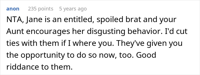 “I Didn’t Realize You Were So Poor”: Woman Gets Massively Offended After What Cousin Says