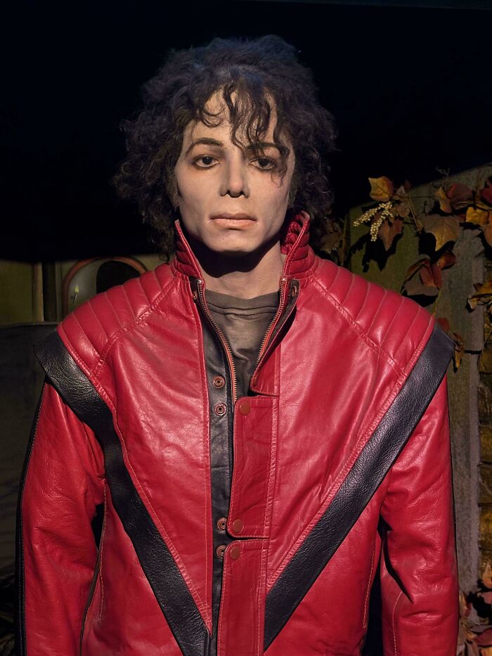 48 Celebrity Wax Figures From Sculptors Who Probably Have Never Seen A Famous Person Ever 48 Celebrity Wax Figures From Sculptors Who Probably Have Never Seen A Famous Person Ever