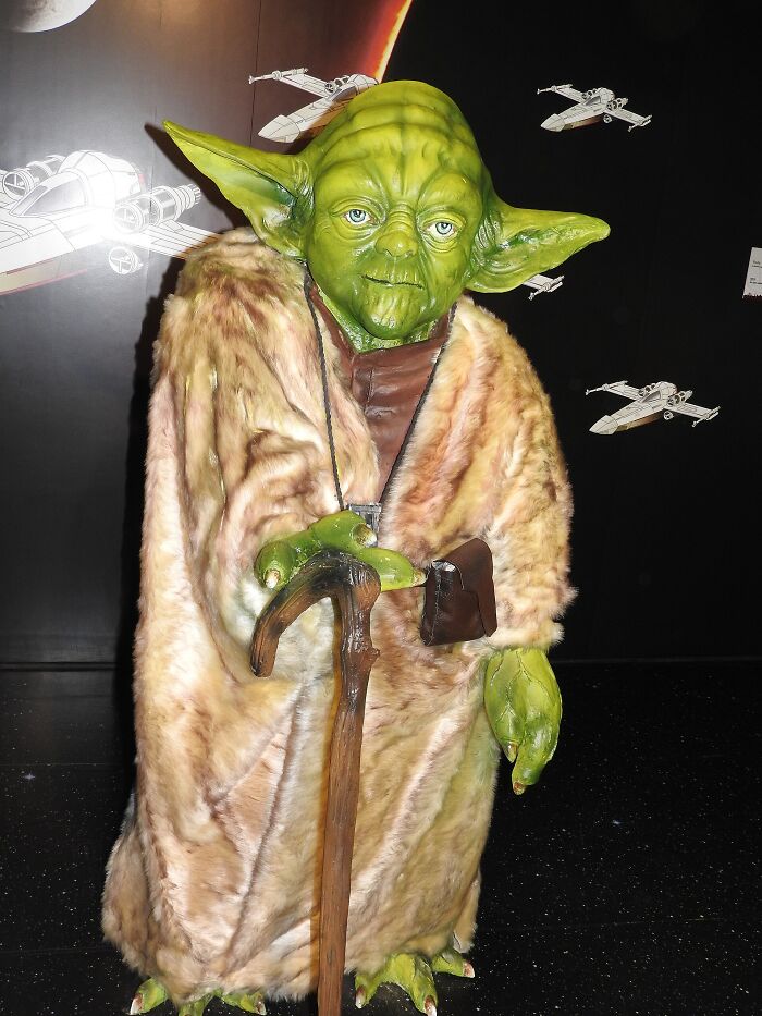 48 Celebrity Wax Figures From Sculptors Who Probably Have Never Seen A Famous Person Ever 48 Celebrity Wax Figures From Sculptors Who Probably Have Never Seen A Famous Person Ever