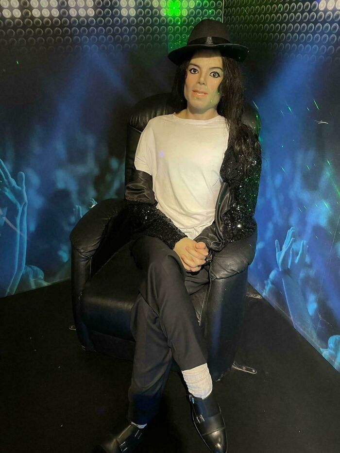 48 Celebrity Wax Figures From Sculptors Who Probably Have Never Seen A Famous Person Ever 48 Celebrity Wax Figures From Sculptors Who Probably Have Never Seen A Famous Person Ever