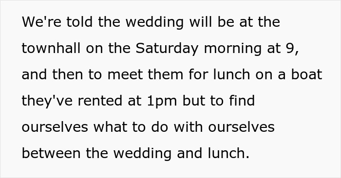 Couple Calls Their Wedding “Unique”, But Guests Say It Feels Like An Unorganized Weekend Getaway Couple Calls Their Wedding “Unique”, But Guests Say It Feels Like An Unorganized Weekend Getaway