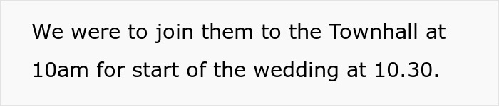 Couple Calls Their Wedding “Unique”, But Guests Say It Feels Like An Unorganized Weekend Getaway Couple Calls Their Wedding “Unique”, But Guests Say It Feels Like An Unorganized Weekend Getaway