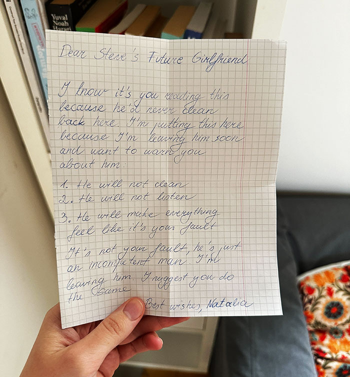 Woman Finds Boyfriend’s Ex’s Warning Note Hidden In His House, Realizes She Might Be Right Woman Finds Boyfriend’s Ex’s Warning Note Hidden In His House, Realizes She Might Be Right