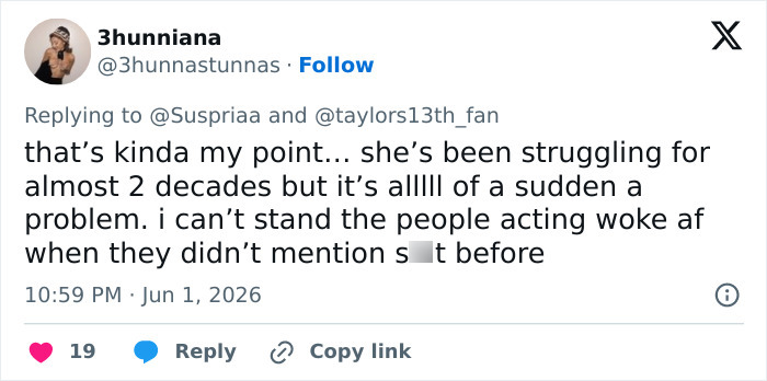 “I’m Sorry But This Is Concerning”: Ariana Grande’s Latest Video Sparks Unease As Fans Spot Strange Detail “I’m Sorry But This Is Concerning”: Ariana Grande’s Latest Video Sparks Unease As Fans Spot Strange Detail