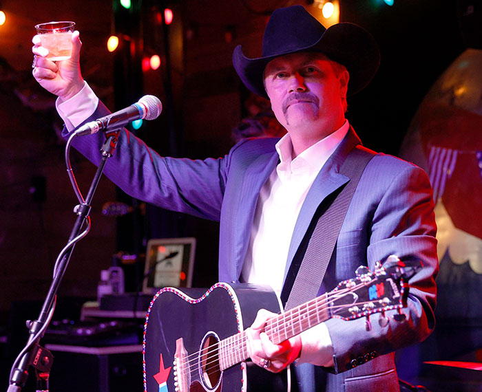 MAGA Politician’s Pitch For Trump’s ‘Freedom 250’ Concert Lineup Gets Mercilessly Roasted MAGA Politician’s Pitch For Trump’s ‘Freedom 250’ Concert Lineup Gets Mercilessly Roasted