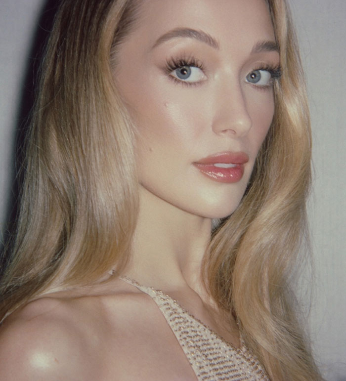 31-Year-Old British Model Branded “Most Beautiful Woman Alive” After Viral Moment At Miami Swim Week 31-Year-Old British Model Branded “Most Beautiful Woman Alive” After Viral Moment At Miami Swim Week