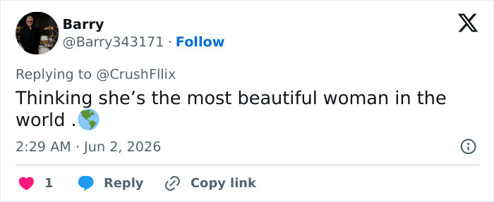 31-Year-Old British Model Branded “Most Beautiful Woman Alive” After Viral Moment At Miami Swim Week 31-Year-Old British Model Branded “Most Beautiful Woman Alive” After Viral Moment At Miami Swim Week