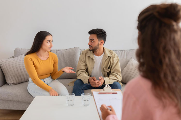 Husband Demands Paternity Test While Browsing Dating Apps, Wife Shares Results And Divorce Papers Husband Demands Paternity Test While Browsing Dating Apps, Wife Shares Results And Divorce Papers