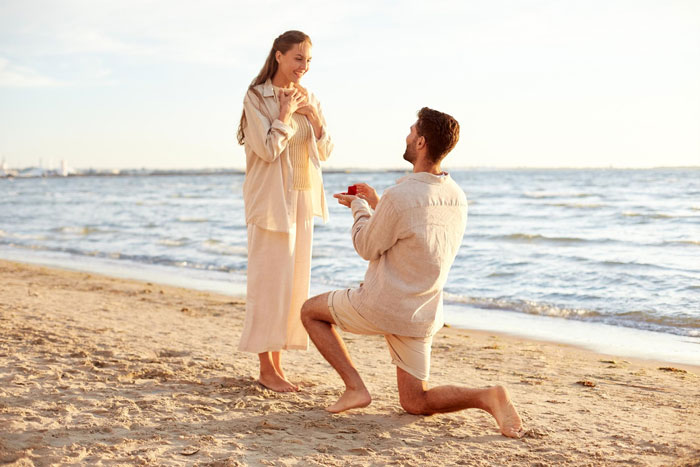 Couple Leaves Behind Fake Petals On Beach After Proposal, Sparks Fury After Photographer Exposes Them Couple Leaves Behind Fake Petals On Beach After Proposal, Sparks Fury After Photographer Exposes Them