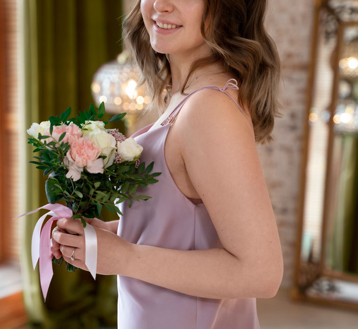 Woman Takes Her MOH Responsibilities Seriously, Bride Makes Her Regret It Woman Takes Her MOH Responsibilities Seriously, Bride Makes Her Regret It