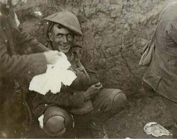 33 Creepy Photos That People Can’t Believe Someone Took 33 Creepy Photos That People Can’t Believe Someone Took