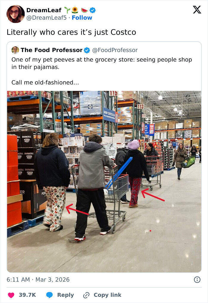 83 Hilarious Tweets From People Who Love Shopping At Costco