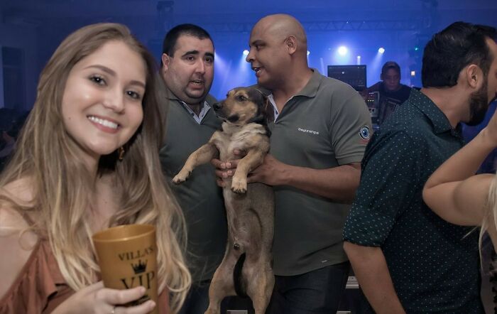 29 Hilarious And Slightly Cursed Nightclub Photos