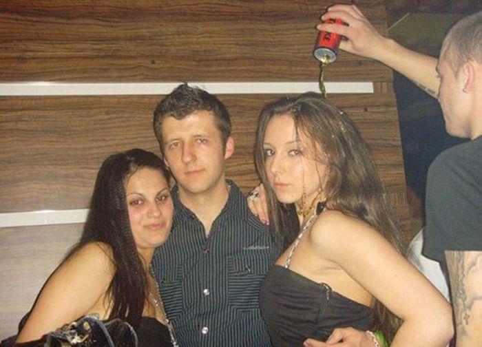 29 Hilarious And Slightly Cursed Nightclub Photos