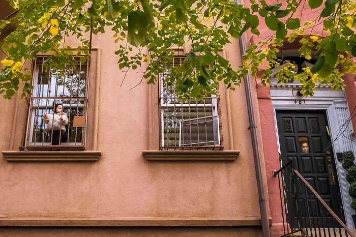80 Street Photos By Dan Morris That Capture Cities From Perspectives Most People Miss