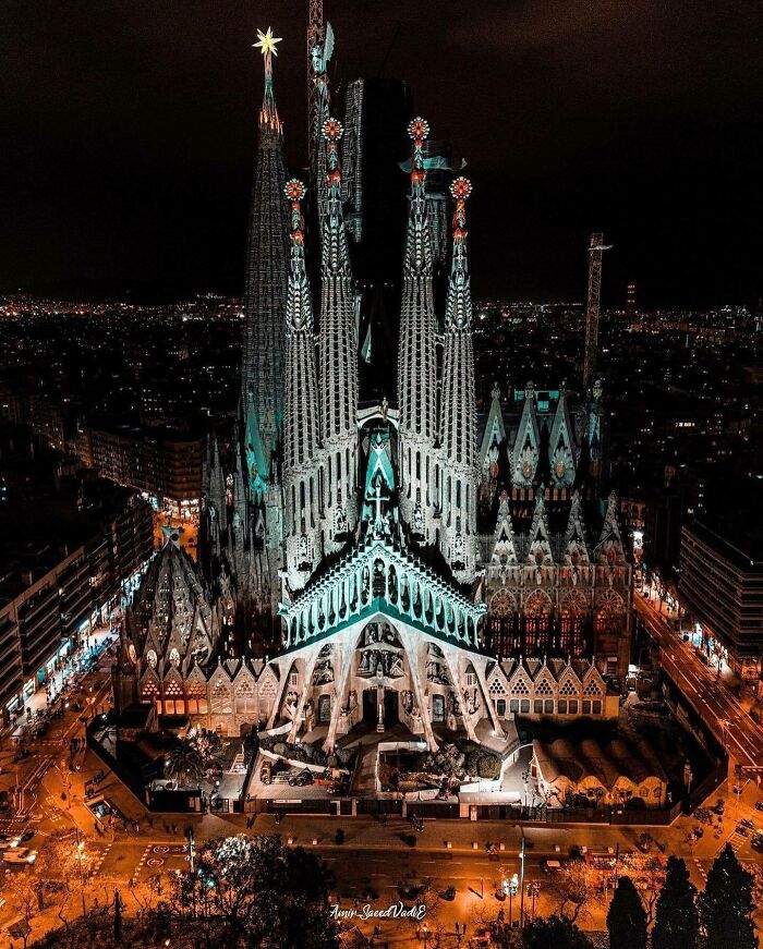 “632 Years To Build”: 15 Most Stubborn Structures In History