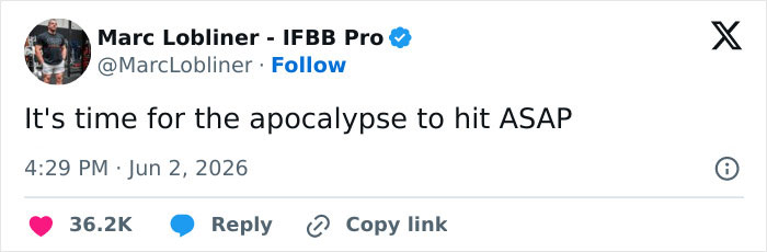 “Time For The Apocalypse”: Man Shows Off His Ab Implants And The Internet Is Collectively Shaking Its Head “Time For The Apocalypse”: Man Shows Off His Ab Implants And The Internet Is Collectively Shaking Its Head