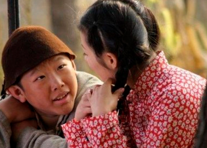 Actor’s Wedding Photos Spark Vicious ‘Mother And Son’ Criticism But The Truth Forces Trolls To Eat Their Words Actor’s Wedding Photos Spark Vicious ‘Mother And Son’ Criticism But The Truth Forces Trolls To Eat Their Words