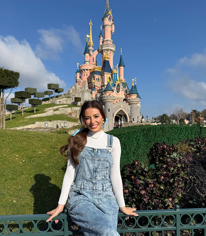 Disney Princesses Expose “Obscene” Truth About What Really Goes On At Theme Parks