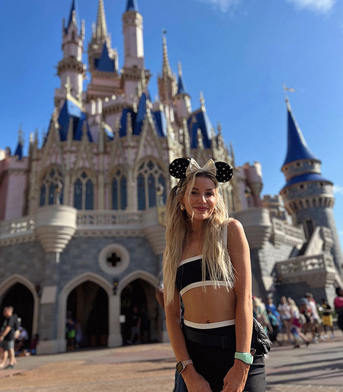 Disney Princesses Expose “Obscene” Truth About What Really Goes On At Theme Parks