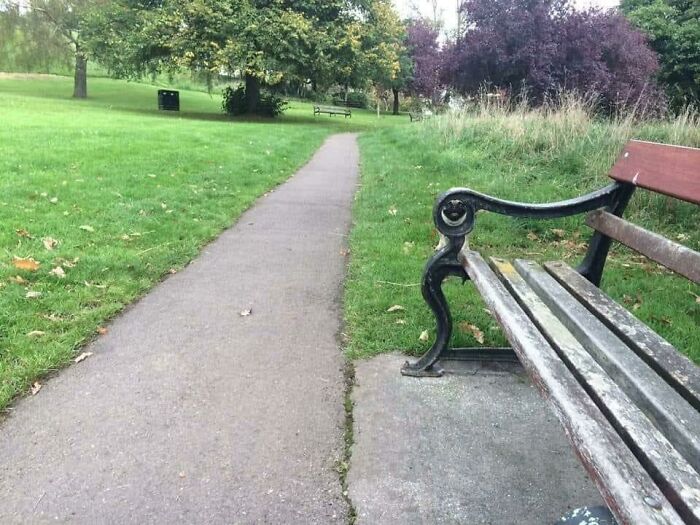 54 Extraordinary Details Hiding In Plain Sight In These Seemingly Ordinary Photos