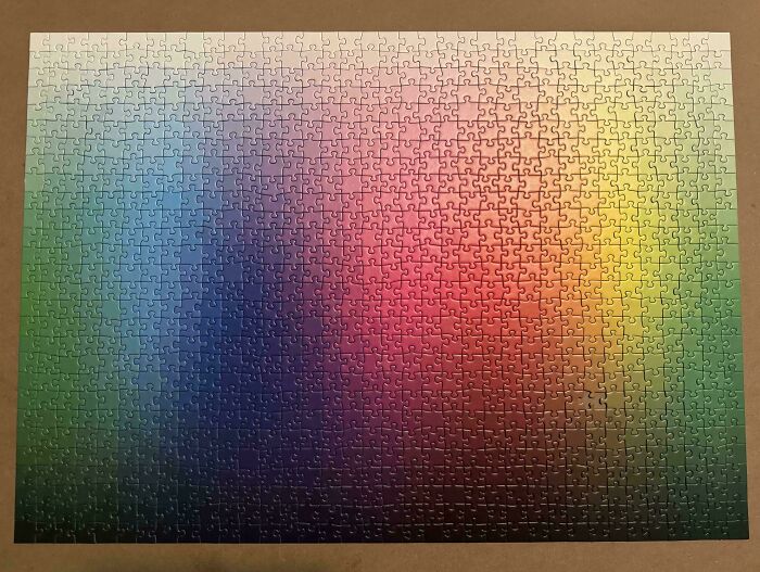 54 Extraordinary Details Hiding In Plain Sight In These Seemingly Ordinary Photos