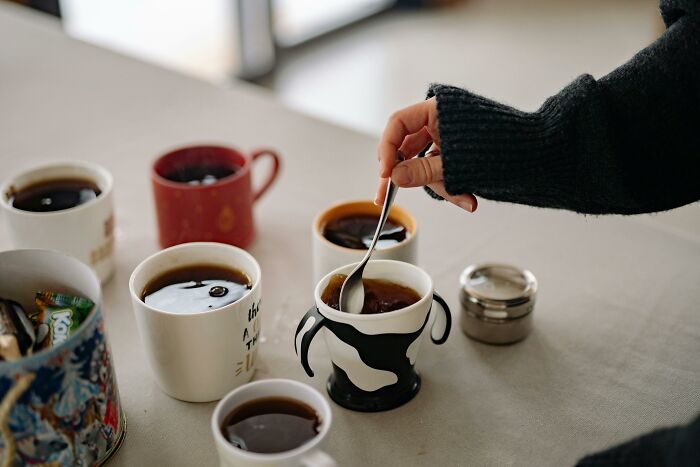 &ldquo;I Own Both A Teapot And A Tea Cosy&rdquo;: 60 Funny Ways To Tell That Someone Is British