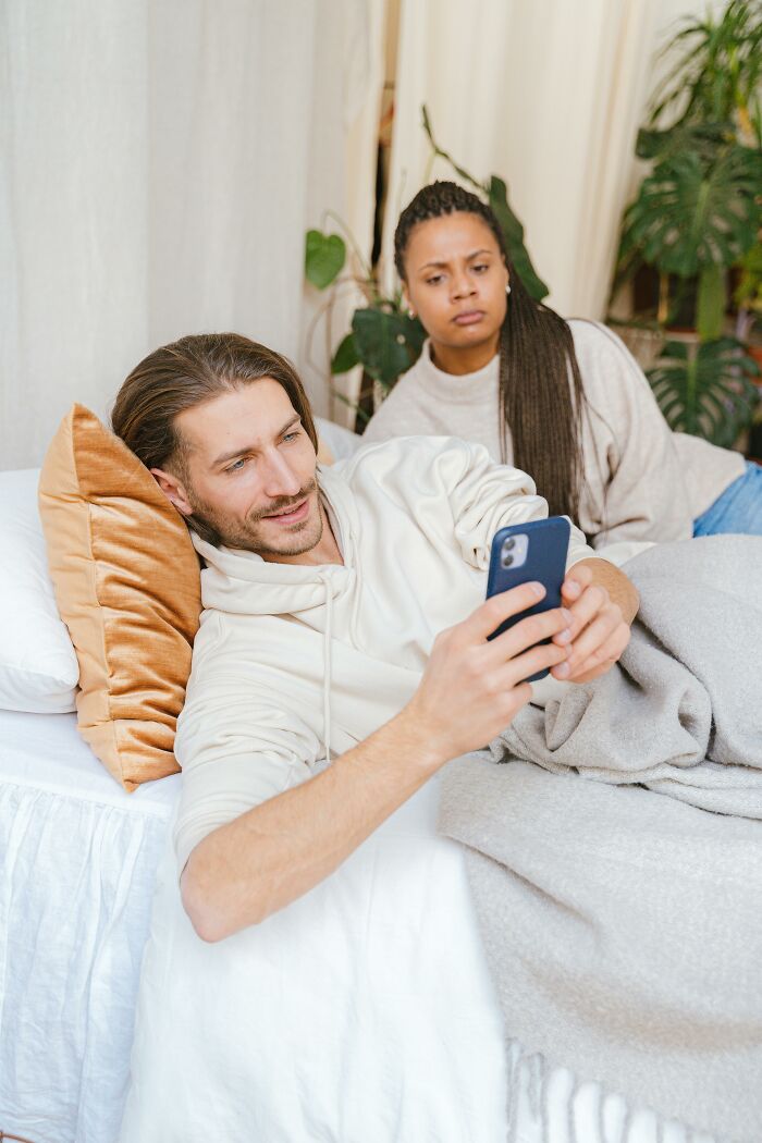 53 Times People Found Out Not Only Their Partners Were Cheating But Also Complete Idiots