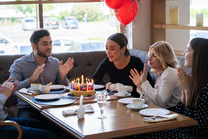 MIL Secretly Brings Her Own Cake To Son’s Birthday, Doesn’t Expect What Happens Next