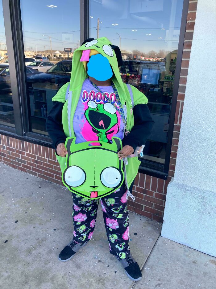 55 Funny, Bizarre And Actually Amazing Goodwill Finds That Prove Thrifting Is Never Boring (New Pics)