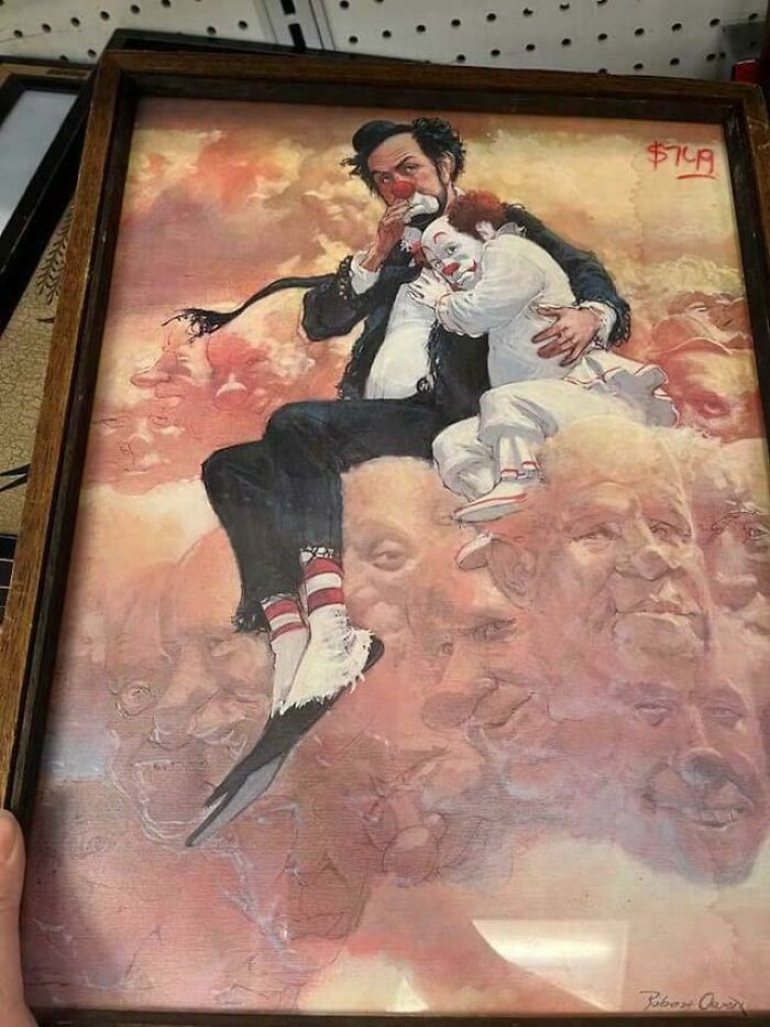 55 Funny, Bizarre And Actually Amazing Goodwill Finds That Prove Thrifting Is Never Boring (New Pics)