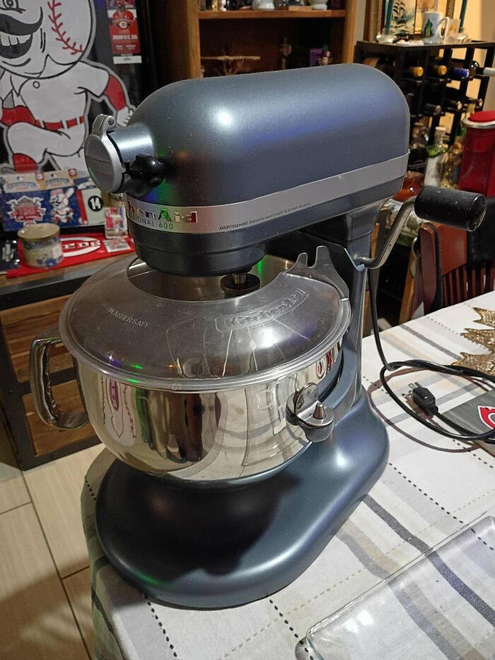 55 Funny, Bizarre And Actually Amazing Goodwill Finds That Prove Thrifting Is Never Boring (New Pics)