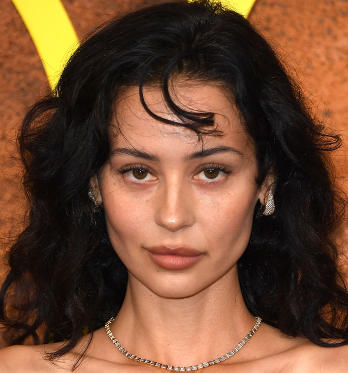 “Lost Another Baddie To Buccal Fat Removal”: 28 Celebrity Collages That Put Rumored Plastic Surgery On Display