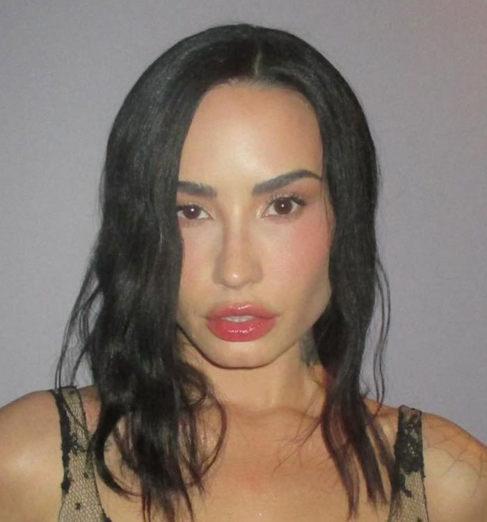 “Lost Another Baddie To Buccal Fat Removal”: 28 Celebrity Collages That Put Rumored Plastic Surgery On Display