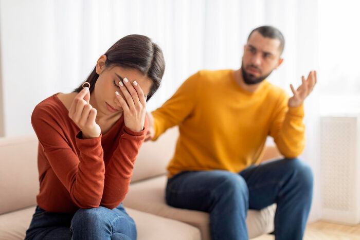 36 Unhinged Excuses You Should Never Give To Dump Your Significant Other