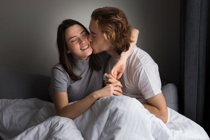 36 Unhinged Excuses You Should Never Give To Dump Your Significant Other