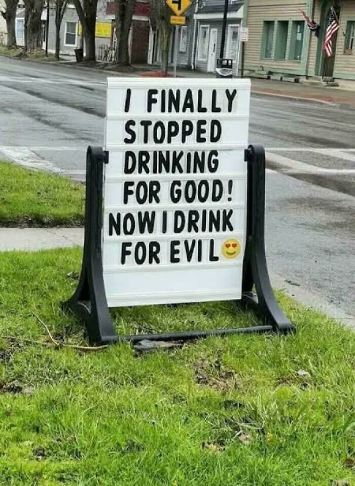 “What The Frick Is This Sign?”: 69 Of The Funniest Signs Ever Spotted In The Wild