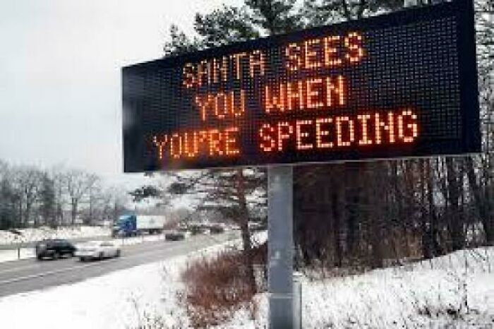 “What The Frick Is This Sign?”: 69 Of The Funniest Signs Ever Spotted In The Wild