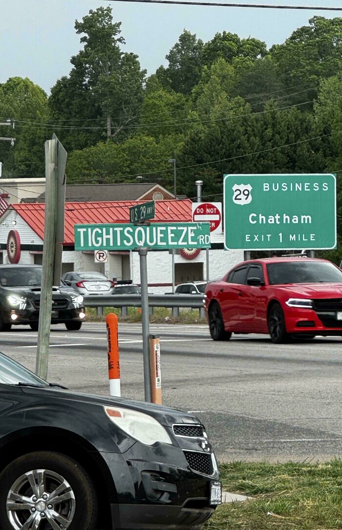 “What The Frick Is This Sign?”: 69 Of The Funniest Signs Ever Spotted In The Wild
