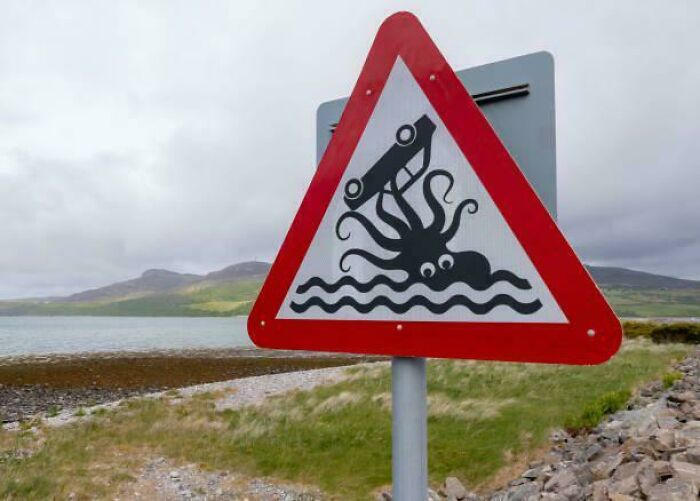 “What The Frick Is This Sign?”: 69 Of The Funniest Signs Ever Spotted In The Wild