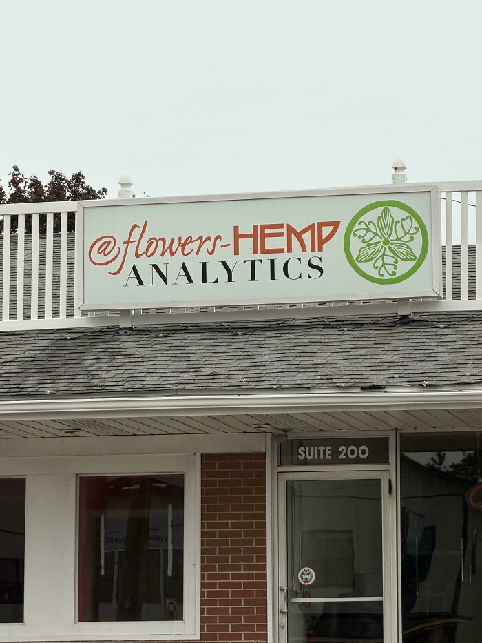 “What The Frick Is This Sign?”: 69 Of The Funniest Signs Ever Spotted In The Wild