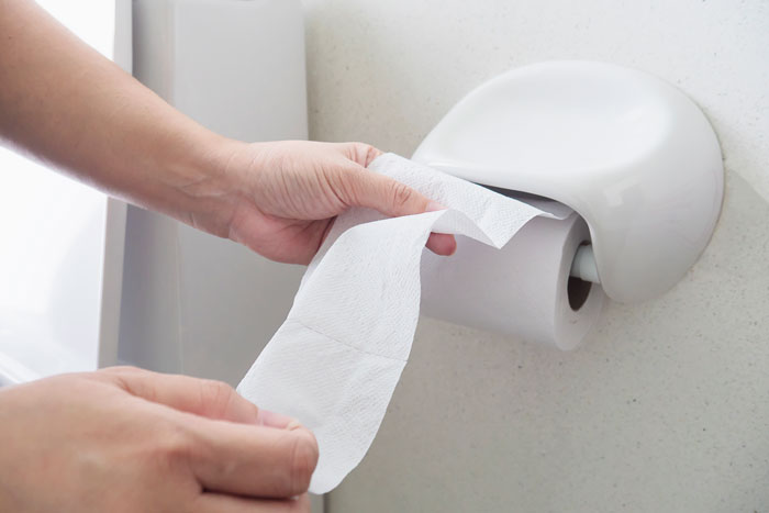 34 Genuinely Gross Things Men Did That Made Women Question Their Entire Relationship