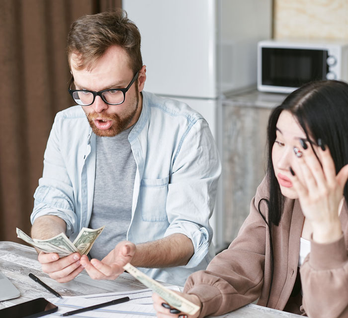 34 Genuinely Gross Things Men Did That Made Women Question Their Entire Relationship
