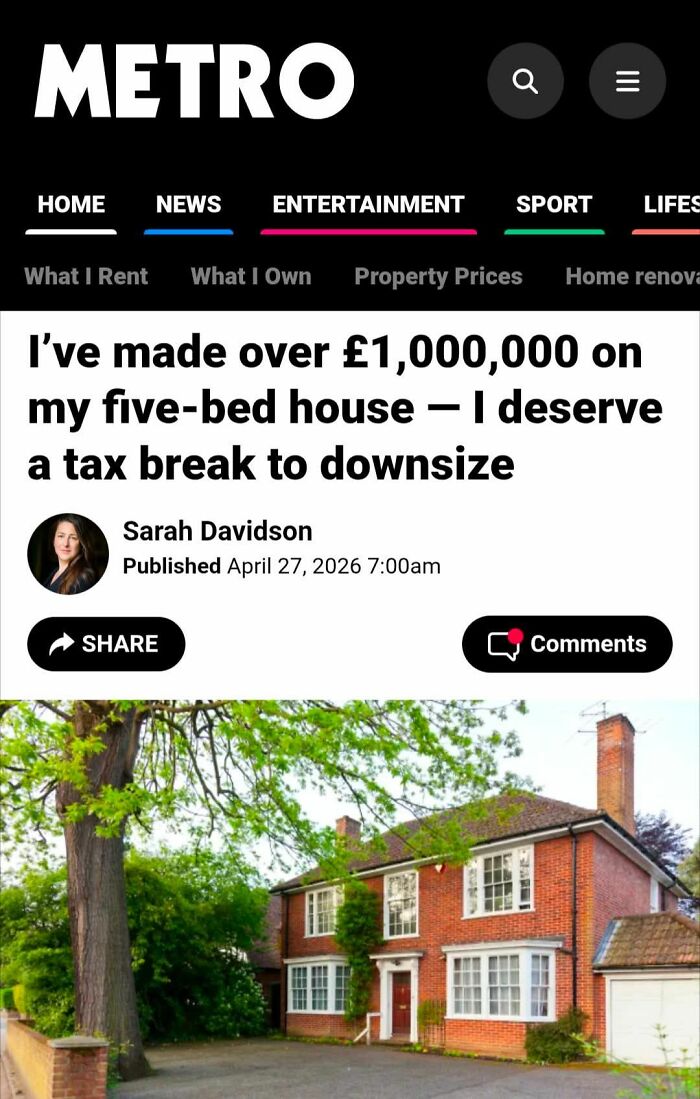 56 Truly Captivating Local Newspaper Headlines That Are So Ridiculous (New Pics)