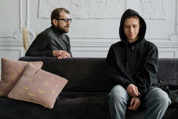 Dad Can&rsquo;t Believe Son Doesn’t Want A Relationship With Him, Gets A Harsh Reality Check