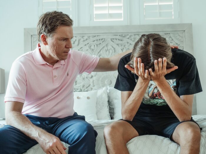 Dad Can&rsquo;t Believe Son Doesn’t Want A Relationship With Him, Gets A Harsh Reality Check