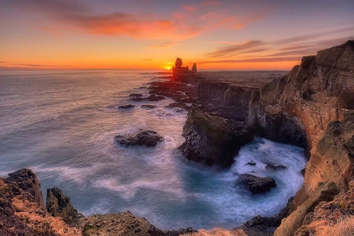 25 Winning Photos From The Artist Gallery&rsquo;s 2026 Landscape Contest That Capture Nature At Its Most Stunning
